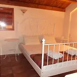 Апартаменти Dream Village