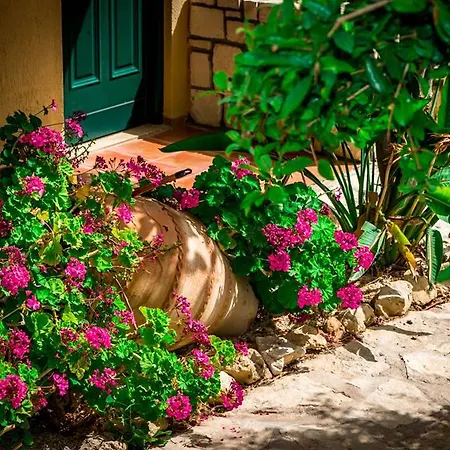 Hotel Dream Village Hersonissos (Crete)